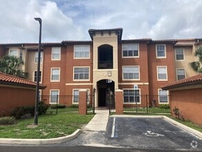 Building Photo - 2 bd / 1 ba in Palms Club Community