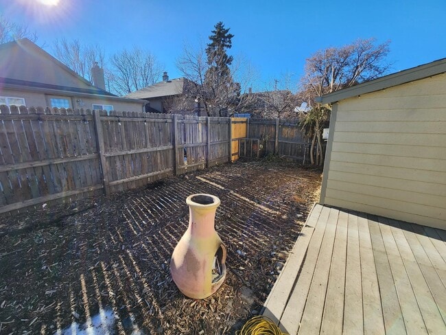 Building Photo - 1587 W Nevada Pl