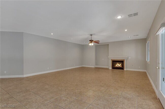 Building Photo - 63 Cascade Lake St