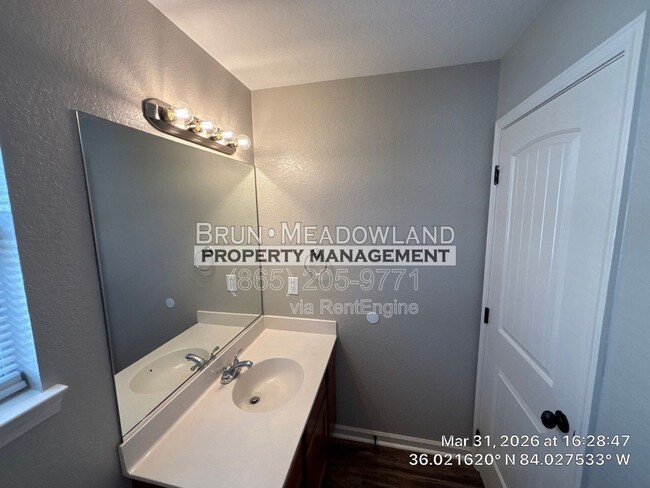 Building Photo - 2319 Talbott Way