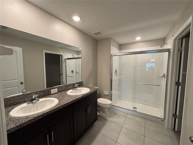 Building Photo - 9431 Channing Hill Dr