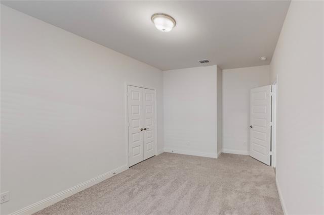 Building Photo - 272 Tallgrass Dr