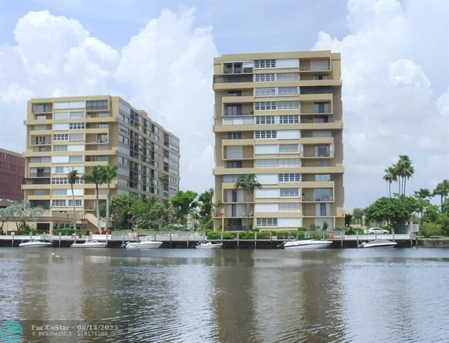 Building Photo - 1160 N Federal Hwy