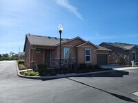 Building Photo - BEAUTIFUL, Cozy, quiet home