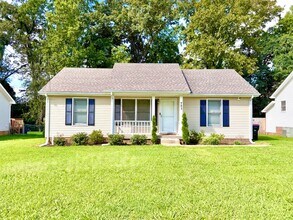 Building Photo - 783 Princeton Cir