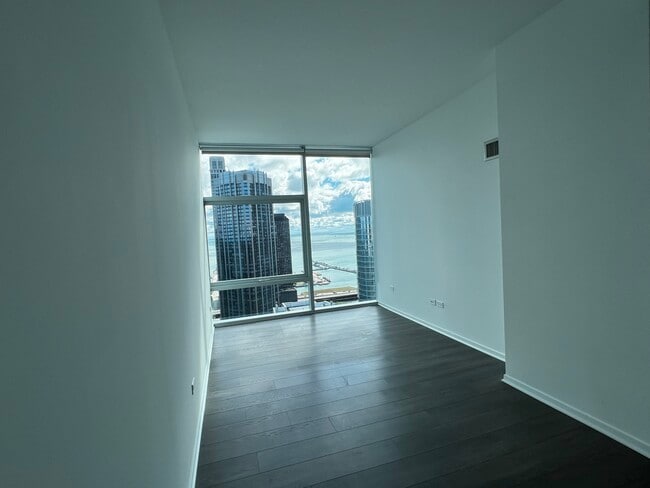 Building Photo - 223 E Grand Ave