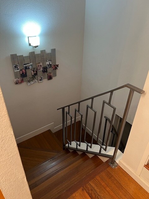 custom stairwell - 3847 Vineyard Ave