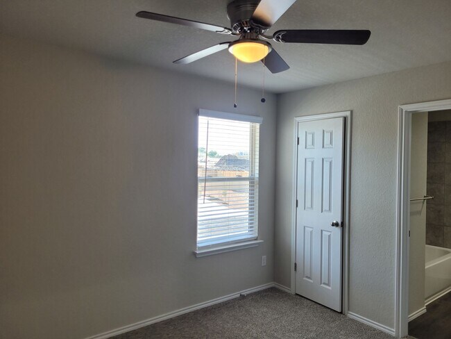 Building Photo - Quiet Community with Easy Access to Randolph