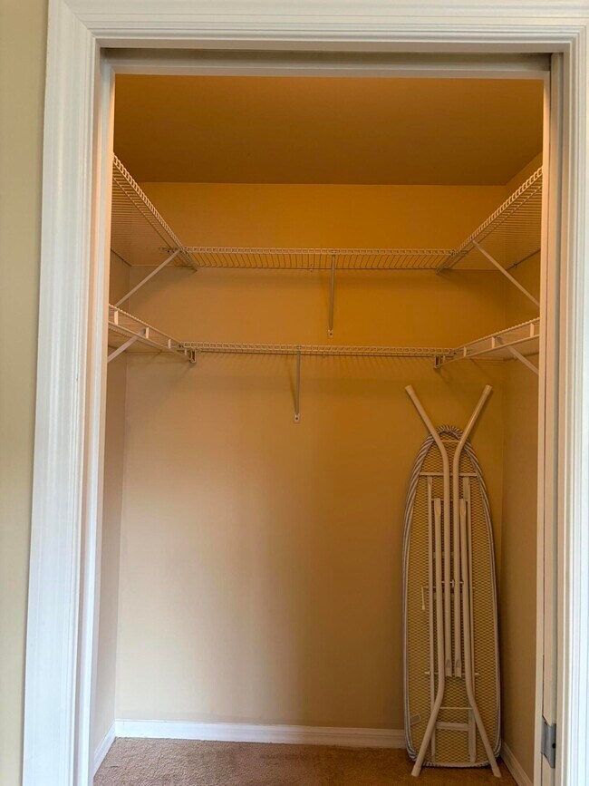 Building Photo - 27 Royal Palm Way