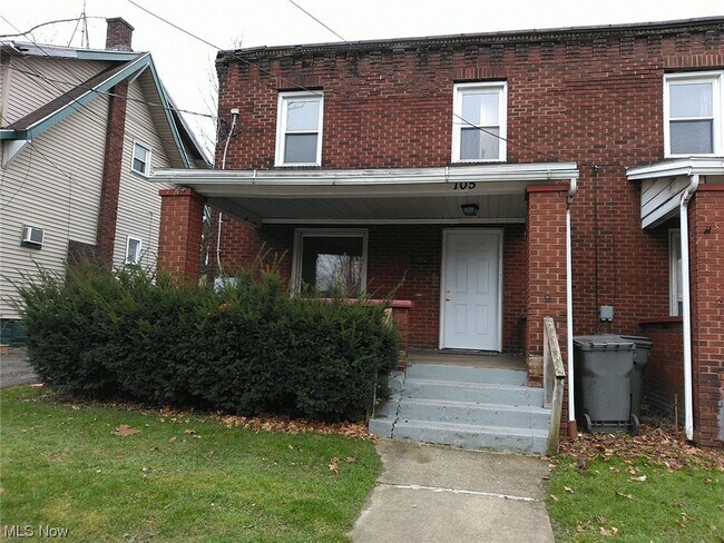 Building Photo - 105 E Boston Ave