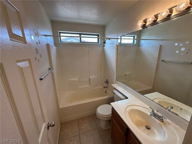 Building Photo - 10060 Bonterra Ave