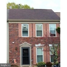 Building Photo - 10511 Hillary Ct