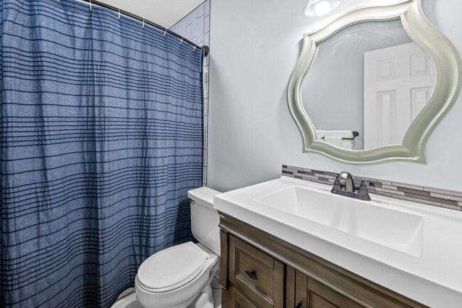 Building Photo - Killearn POOL Home