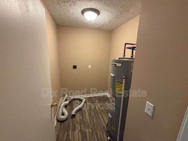 Building Photo - 3828 Angus Ln