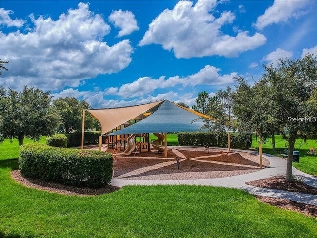 Building Photo - 10663 Pictorial Park Dr