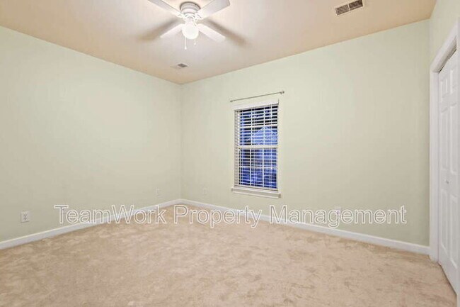 Building Photo - 1505 Whitby Ln