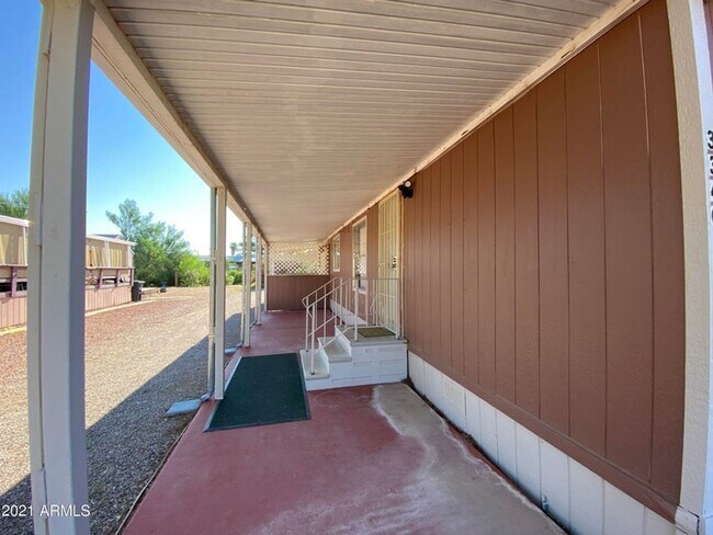 Building Photo - Nice Home in Wittmann