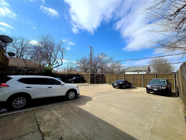 Building Photo - 4931 Junius St