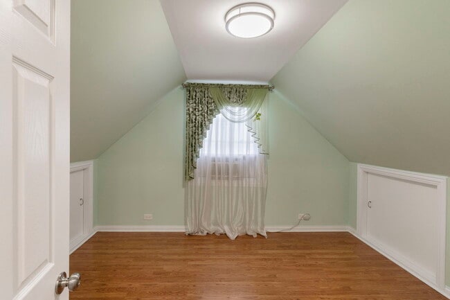 Building Photo - 3519 N Opal Ave