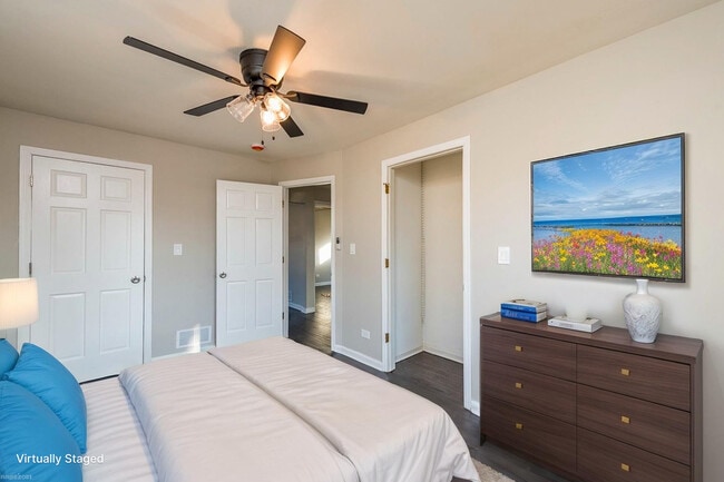 Building Photo - 821 12th St