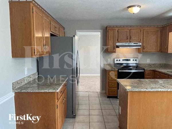 Building Photo - 1133 Burlingame Ct