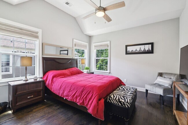 Building Photo - Welcome to this beautifully designed 4-bed...