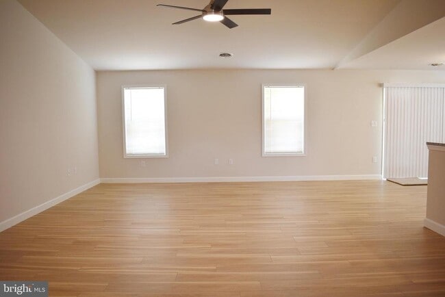 Building Photo - 1471 Treeline Dr