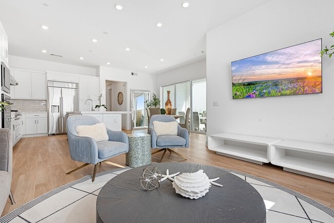 Building Photo - 408 Treble: Modern 4BR + Loft in Great Park, Irvine