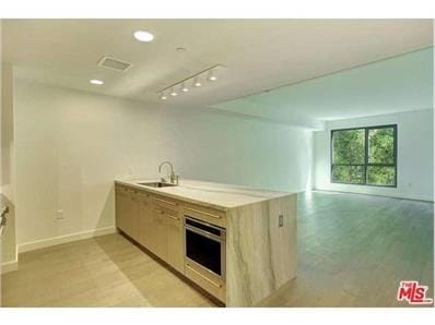 Building Photo - 1755 Ocean