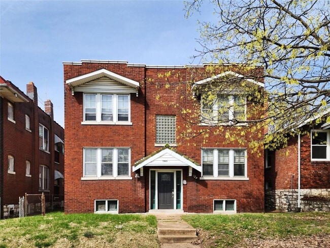 Primary Photo - 3965 Potomac St