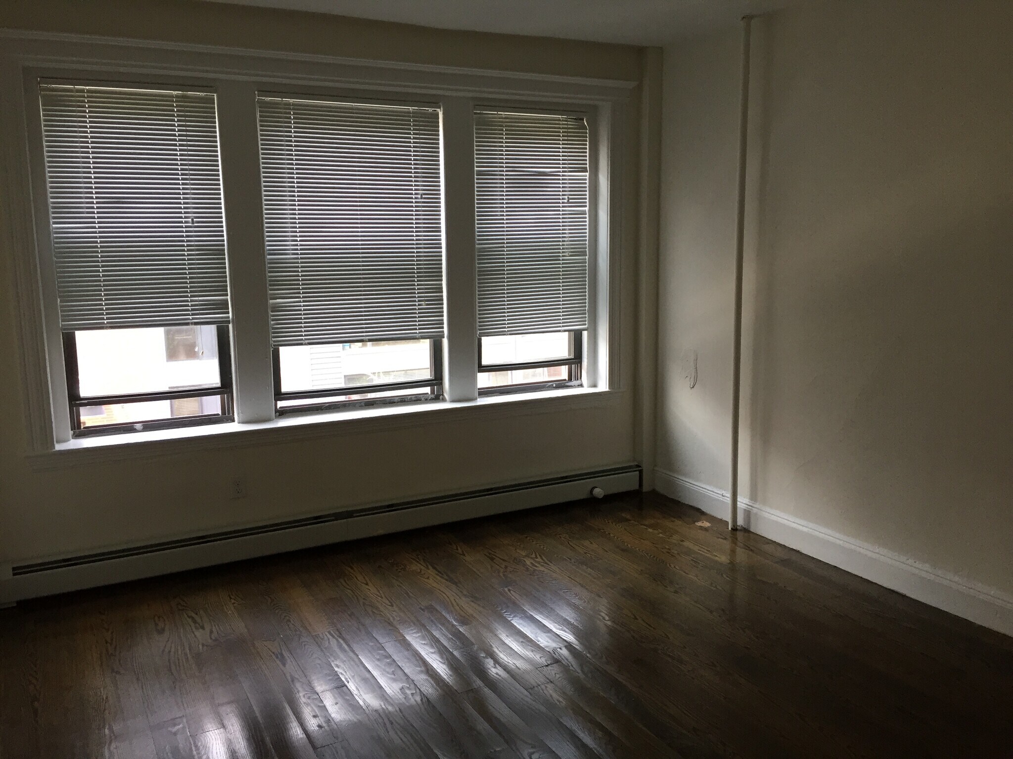 Building Photo - 74 Brainerd Rd