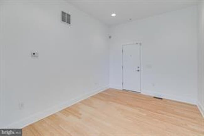 Building Photo - Northern Liberties Townhome