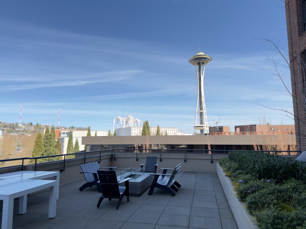 Building Photo - 2911 2nd Ave