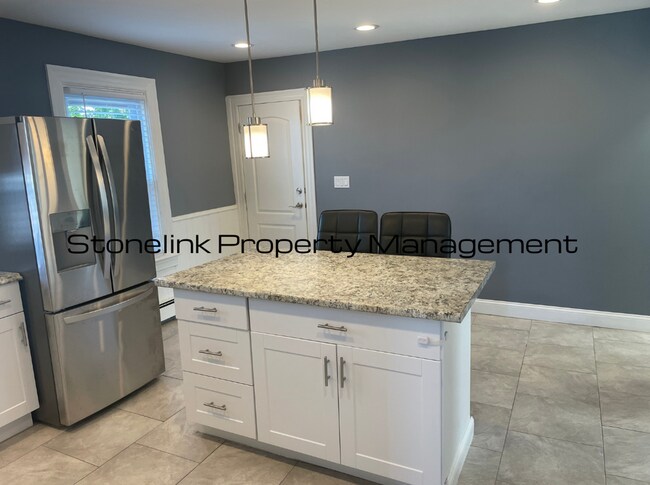 Building Photo - *524 Warren Avenue