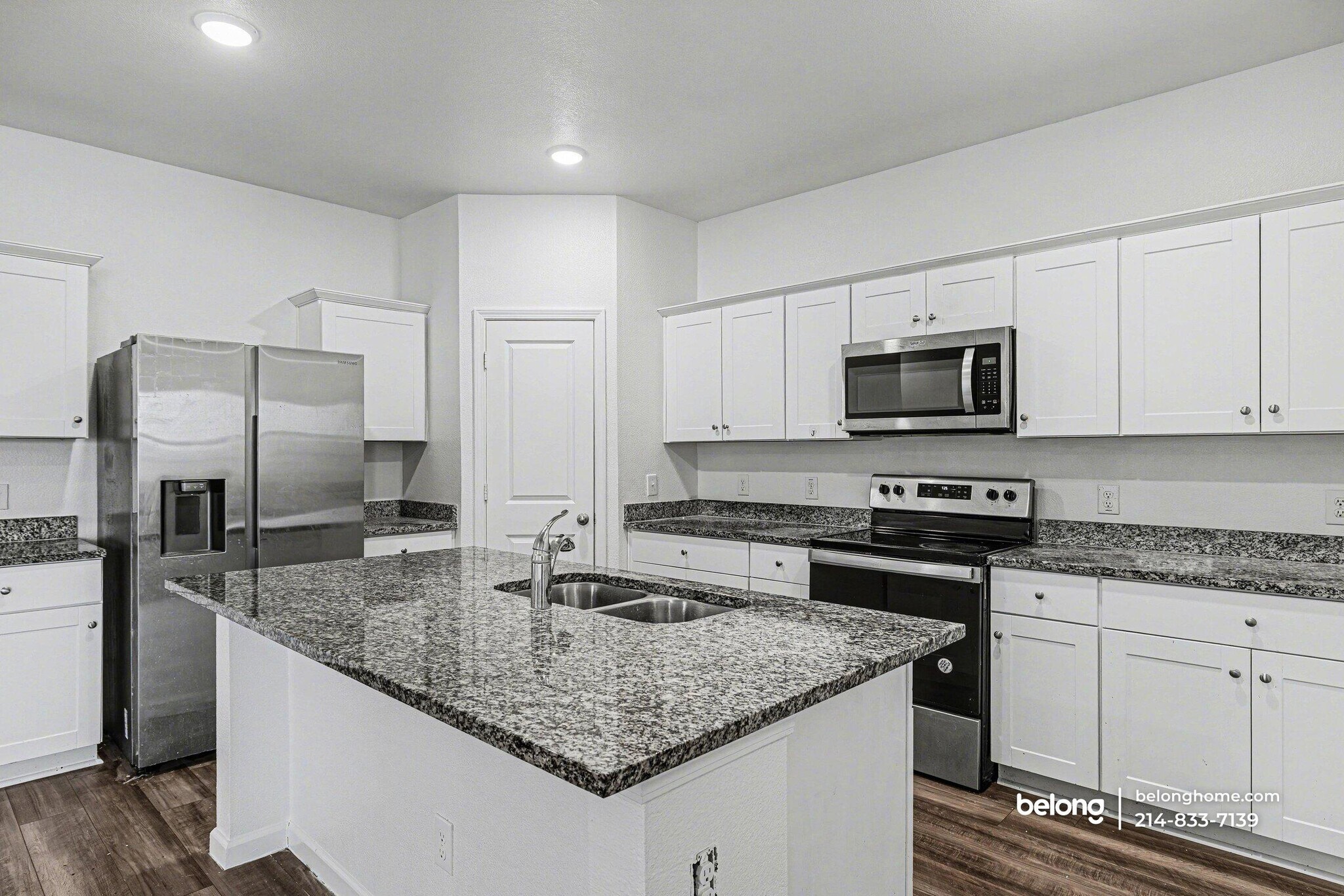 Building Photo - 1806 Chapel Hl Rd