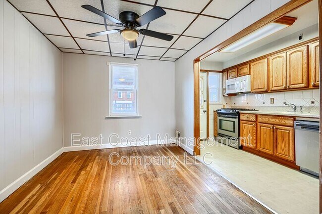 Building Photo - 7818 New Battle Grove Rd