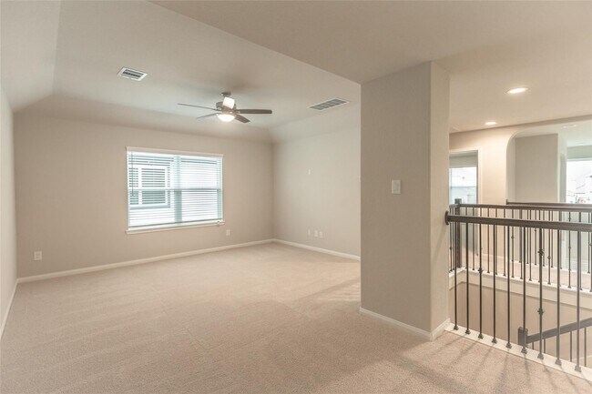 Building Photo - 3530 Lake Bella Megan Dr