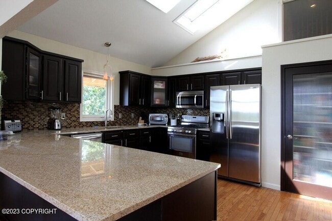 Building Photo - 524 Eyak Dr