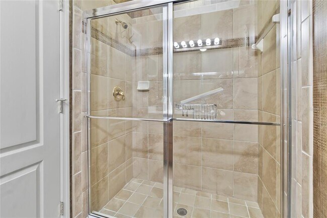 Building Photo - 1331 Jonah Dr