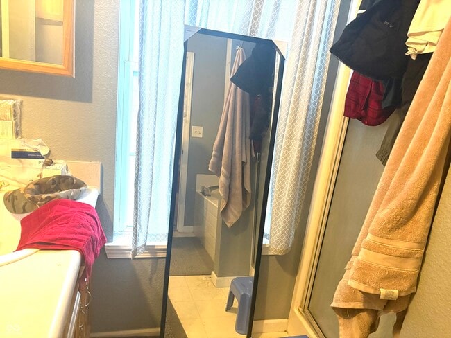 Building Photo - 8127 Maple Stream Blvd