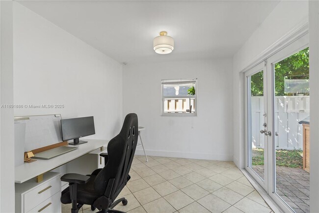 Building Photo - 301 NW 53rd Ct