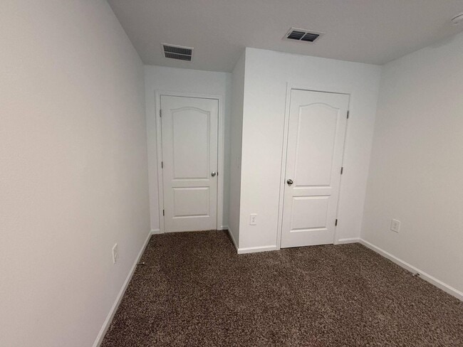 Building Photo - Awesome 4/2 Located in Desirable Yulee Area Nassau County Priced to rent, won't last long!