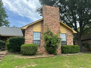 Building Photo - BRO314-316