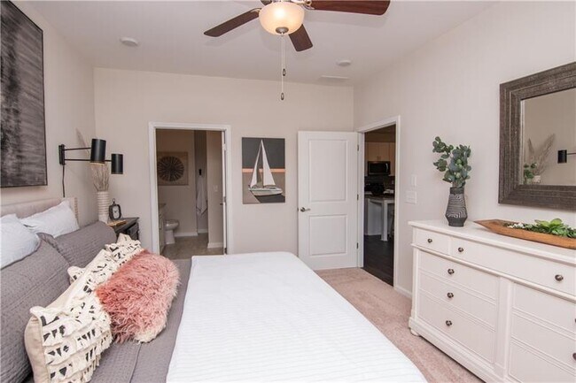 Building Photo - 59 Dawson Club Dr
