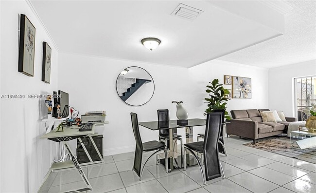 Building Photo - 1675 W 57th St