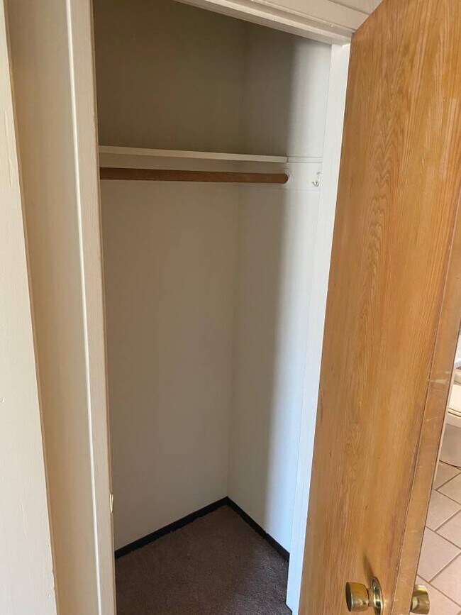 Building Photo - 1940 California St