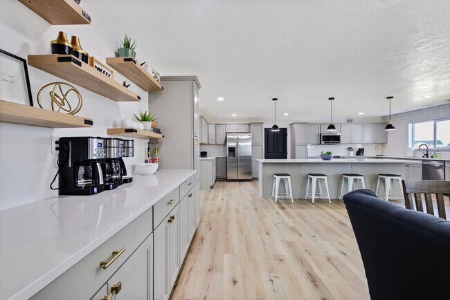 Building Photo - 4611 S Merrivale Pl