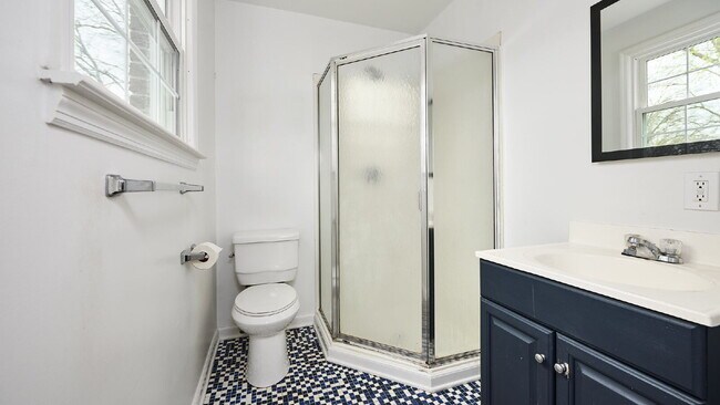 Building Photo - For Rent: 3BR, 2BA home in Inglewood (Please do not apply without speaking with us first.)