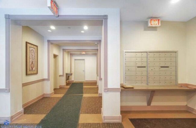 Building Photo - 57 E Hattendorf Ave