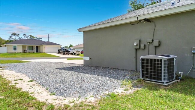 Building Photo - 6358 SW 155th Pl